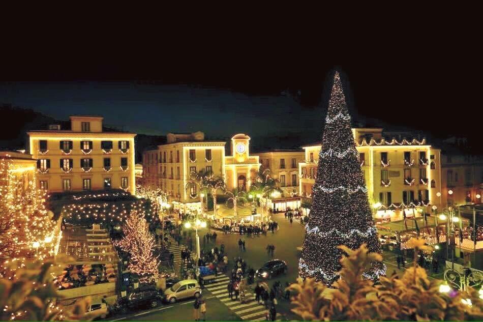 Casa Vacanze Villa San Francesco Sant'Angelo  ภายนอก รูปภาพ