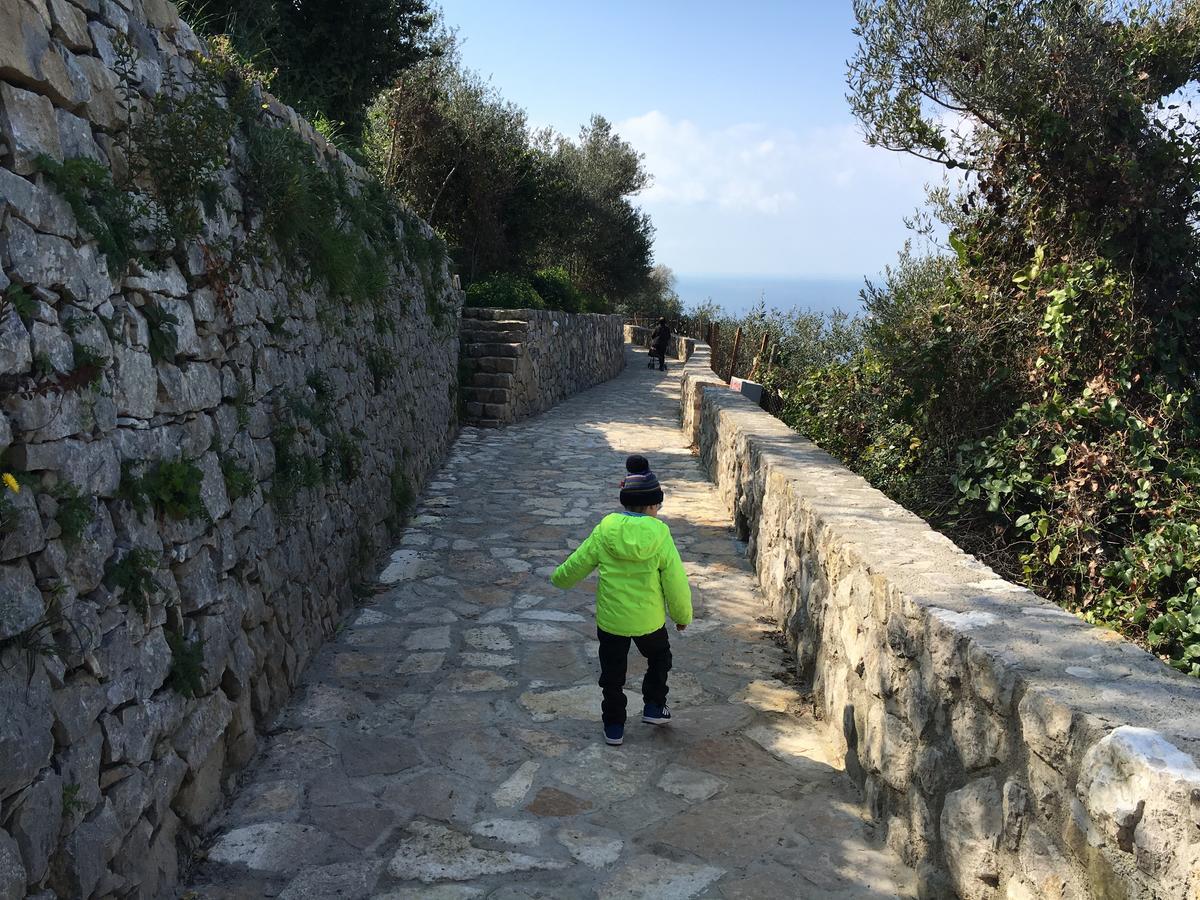 Casa Vacanze Villa San Francesco Sant'Angelo  ภายนอก รูปภาพ